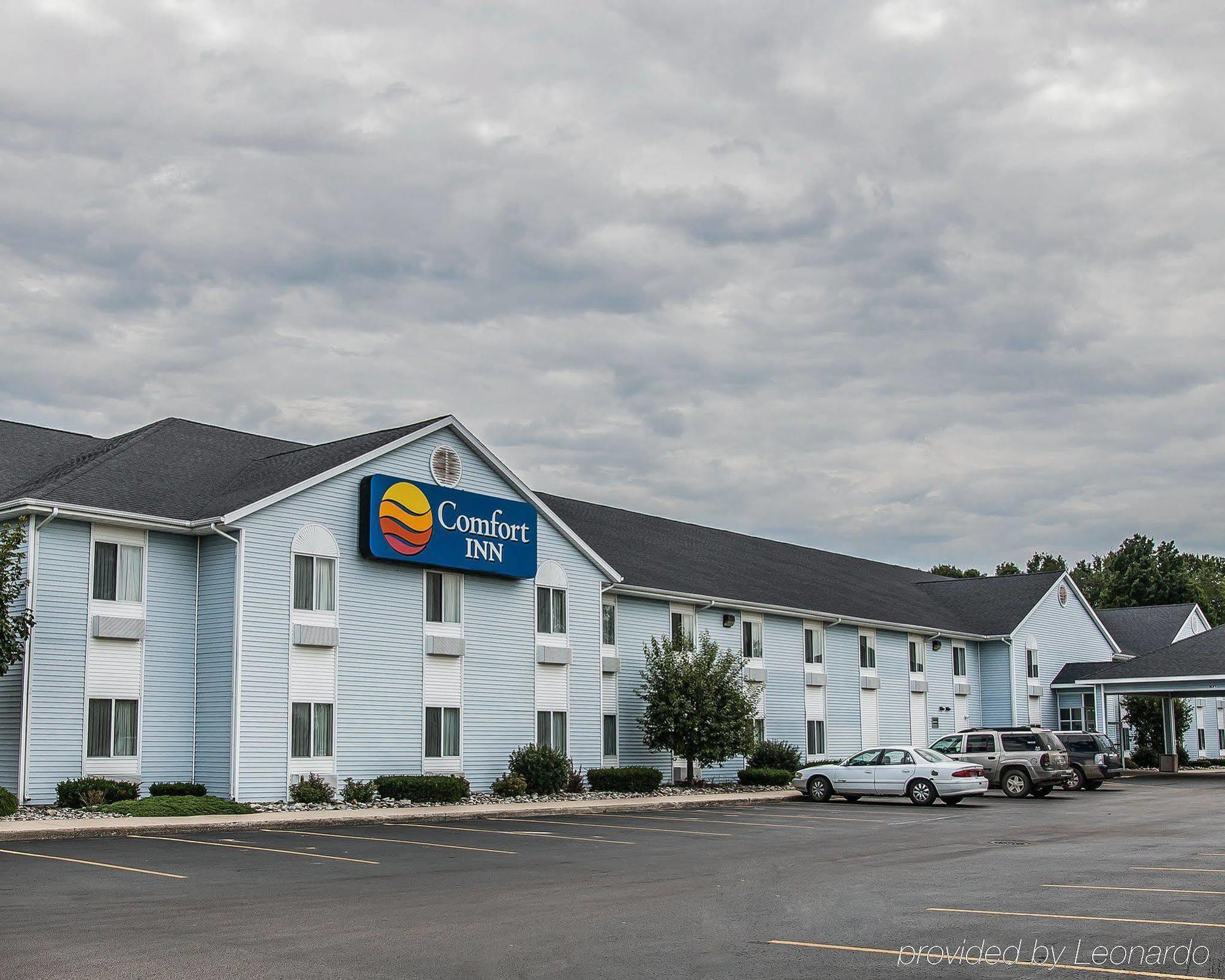 Dunes Express Inn And Suites Hart Exterior photo