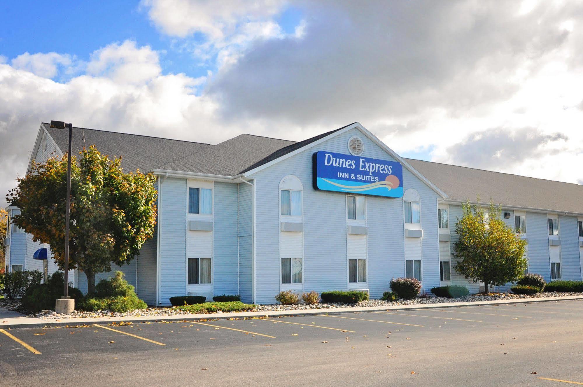 Dunes Express Inn And Suites Hart Exterior photo